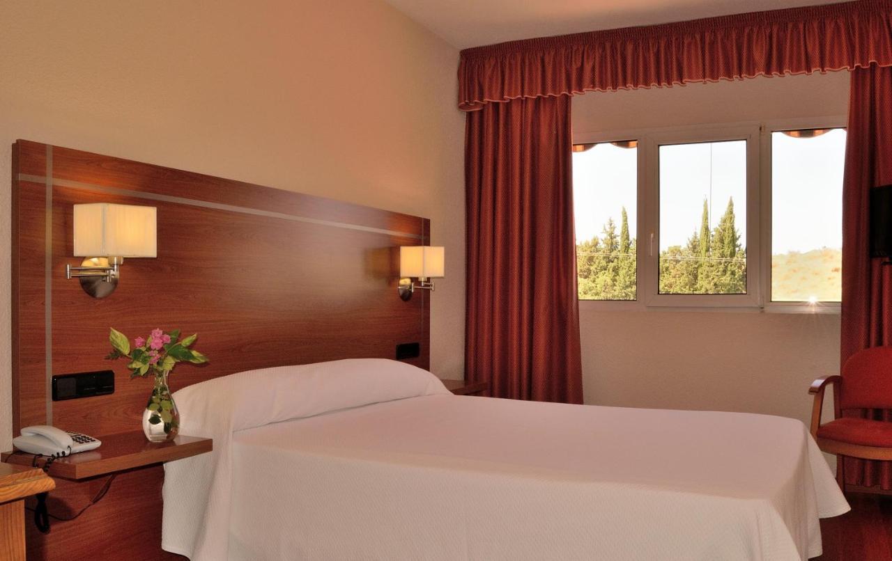 Hotel Mari Carmen Guadix Kültér fotó