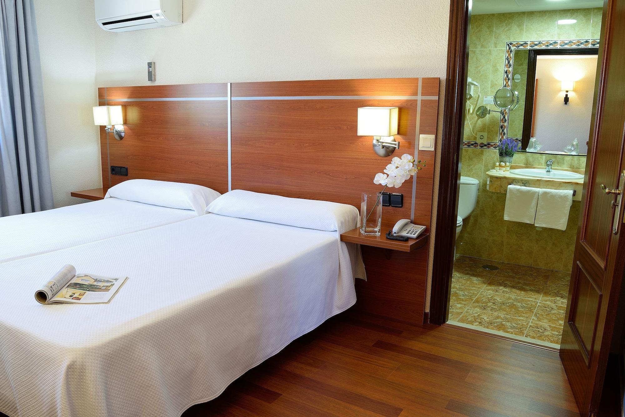 Hotel Mari Carmen Guadix Kültér fotó