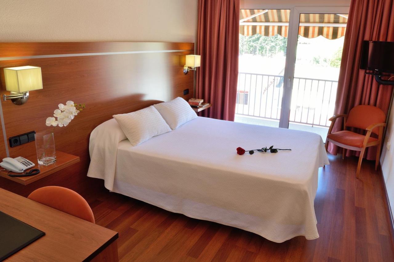 Hotel Mari Carmen Guadix Kültér fotó