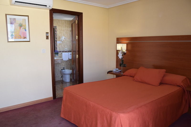 Hotel Mari Carmen Guadix Kültér fotó