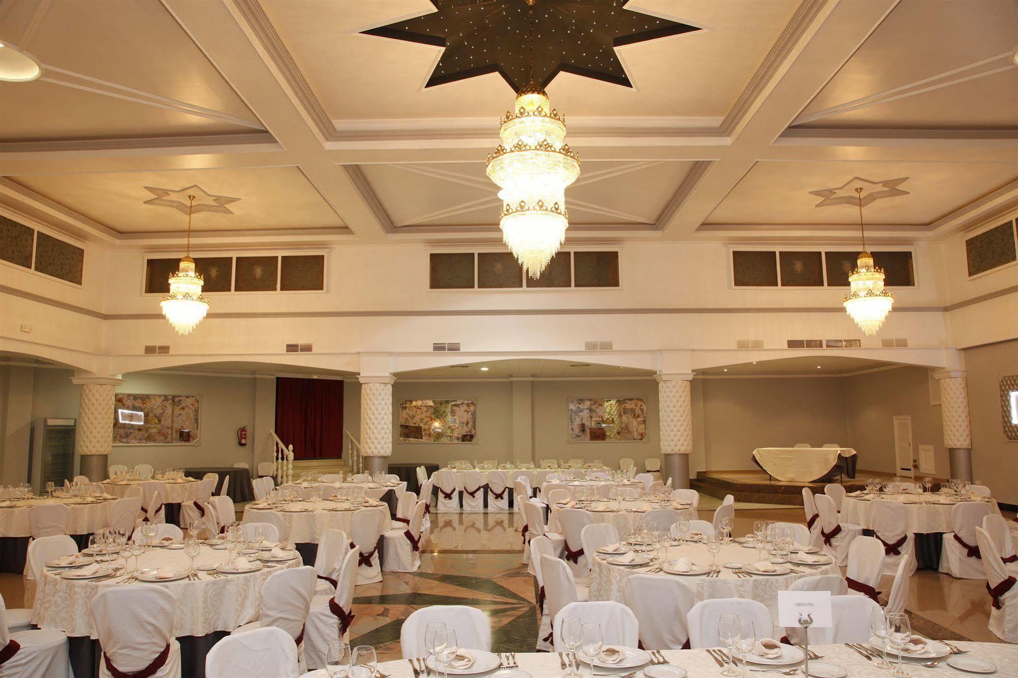 Hotel Mari Carmen Guadix Kültér fotó