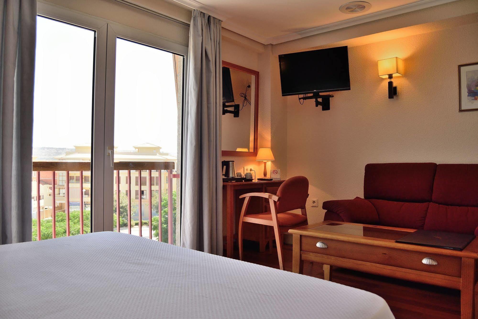 Hotel Mari Carmen Guadix Kültér fotó