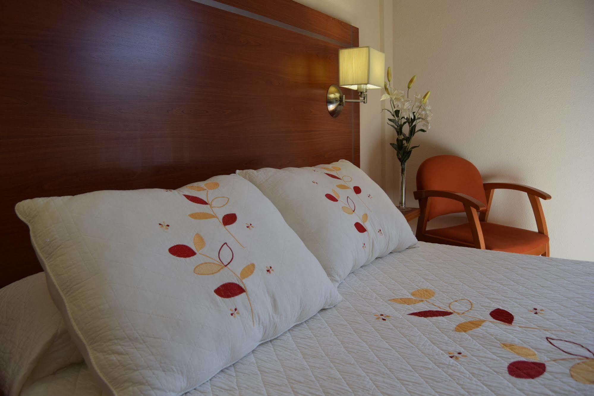 Hotel Mari Carmen Guadix Kültér fotó